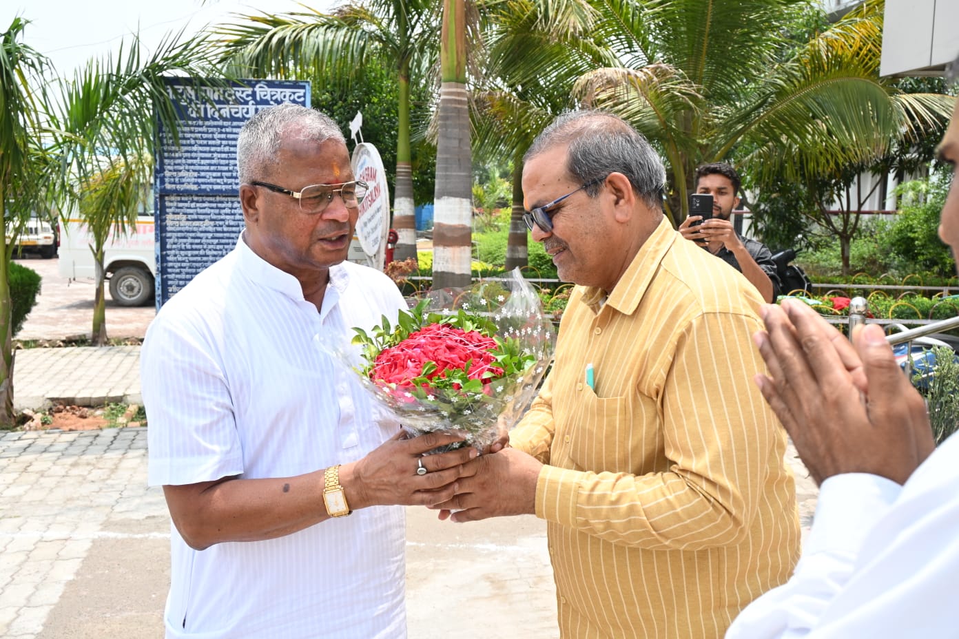दिनांक 30 अप्रैल 2026 - आयुर्वेद के नव स्नातकों के शिक्षण-प्रशिक्षण हेतु अपने आप में अनोखा केन्द्र : डॉ० वार्ष्णेय